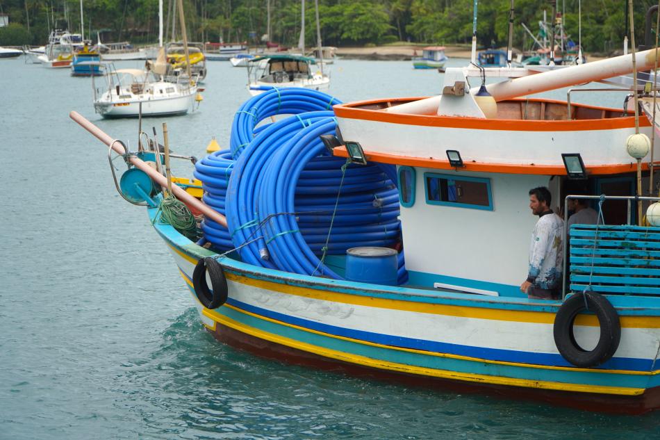 apos-cobrancas-da-prefeitura-de-ilhabela-sabesp-envia-as-primeiras-tubulacoes-do-projeto-de-dessalinizacao-da-agua-do-mar-na-il-2-1.jpg