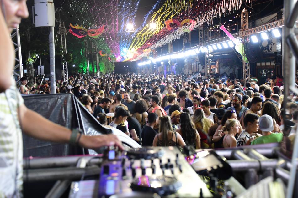 carnaval-em-dose-tripla-2025-tem-programacao-divulgada.jpg