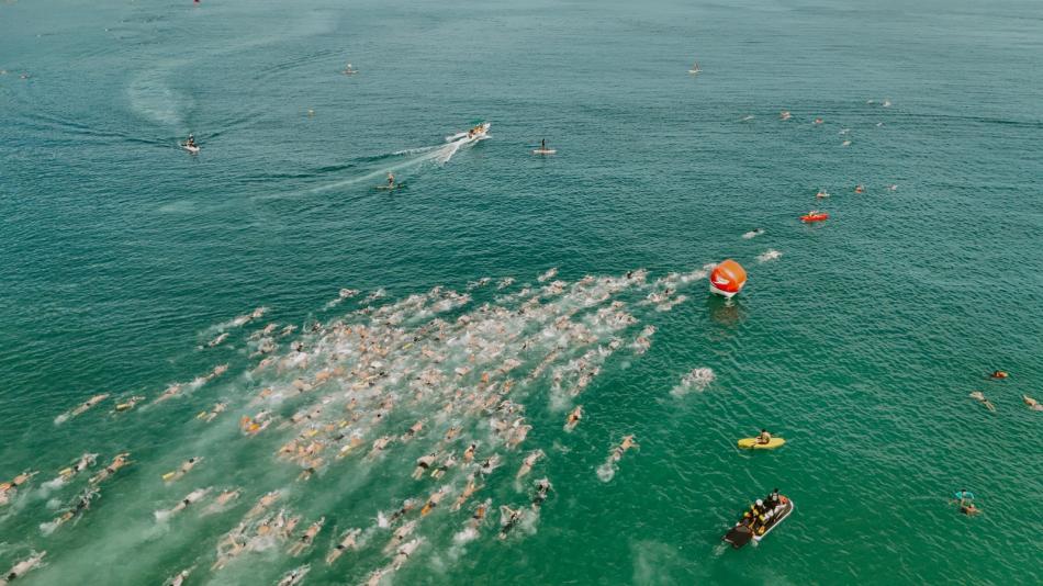 circuito-mares-retorna-a-ilhabela-com-etapa-que-reune-3-mil-atletas-na-praia-do-pereque-1.jpeg