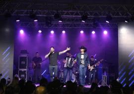 festa-da-padroeira-2026-show-de-talis-&-welinton-e-destaque-em-primeiro-fim-de-semana-do-evento-foto-divulgacao.jpg