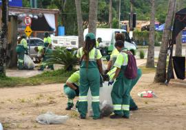 mais-de-12-toneladas-de-residuos-sao-recolhidas-nas-praias-de-ilhabela-no-primeiro-dia-de-2026-2.jpg