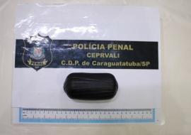 mulher-e-flagrada-tentando-entrar-com-droga-no-cdp.jpg