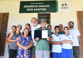 prefeito-toninho-colucci-entrega-primeira-escola-da-comunidade-tradicional-da-figueira-em-ilhabela-02.jpg