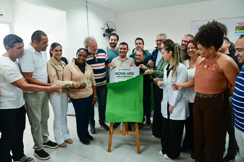prefeito-toninho-colucci-entrega-ubs-da-agua-branca-reformada-e-ampliada-1.jpg