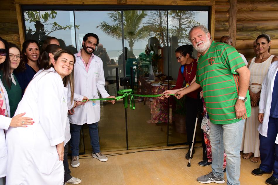 prefeitura-de-ilhabela-realiza-entrega-oficial-da-nova-ubs-de-castelhanos-4.jpg