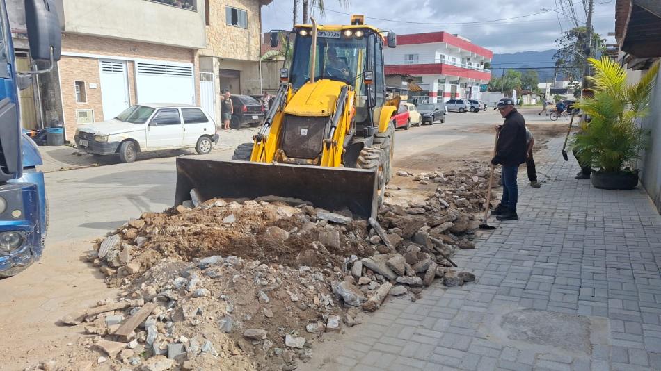 prefeitura-de-ubatuba-atua-em-forca-tarefa-para-reparar-danos-apos-ventania-1.jpeg