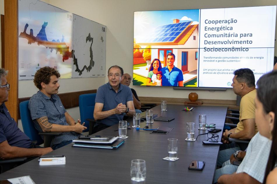 prefeitura-e-edp-definem-diretrizes-para-implantacao-de-projeto-piloto-de-cooperacao-energetica-comunitaria-2.jpeg