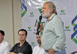 presidente-do-conselho-da-agemvale-prefeito-de-ilhabela-participa-de-reuniao-em-taubate.jpg
