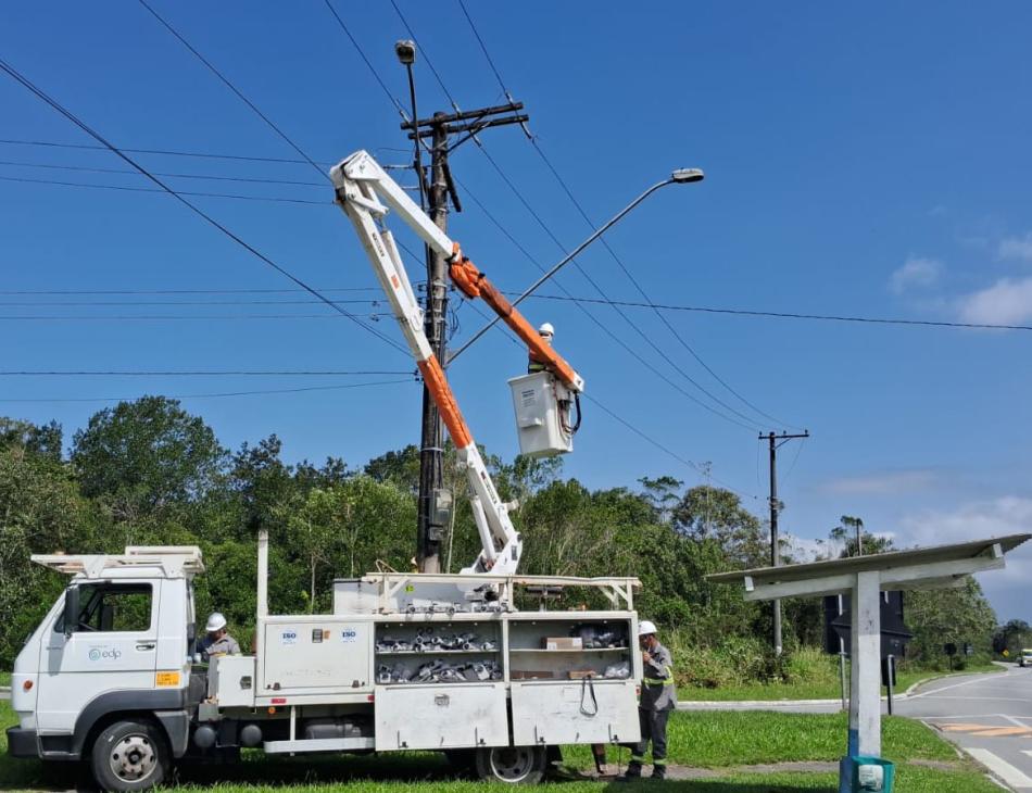 sao-sebastiao-inicia-modernizacao-da-iluminacao-publica-com-lampadas-de-led.jpeg