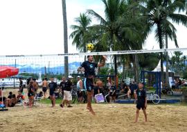 torneio-de-futevolei-agitou-praia-do-camaroeiro-no-fim-de-semana-1.jpg