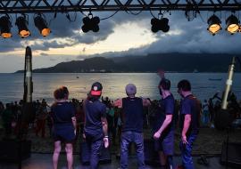 vem-ai-a-3-edicao-do-ilhabela-jam-na-praia-do-pereque-com-musicos-locais-e-convidados.jpg